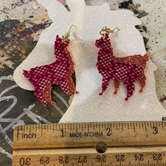 Llama Love!! Glitter and pink all my favorite colors!! - Picture 6 of 6